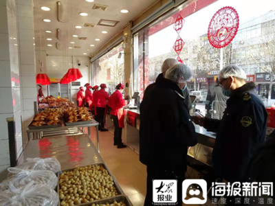 筑牢食品安全防線 張店區(qū)市監(jiān)局公園所開展熟肉制品專項(xiàng)執(zhí)法檢查